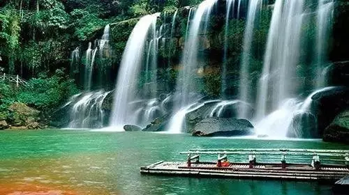 贵州旅游十大景点排名,最值得必去的10个旅游景点推荐
