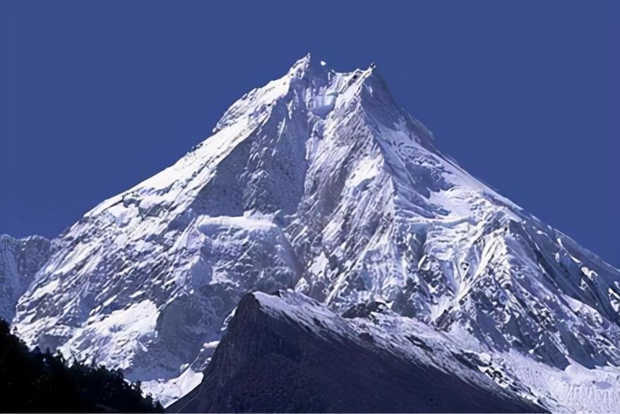 世界十大山峰(世界上最高的十座山峰)
